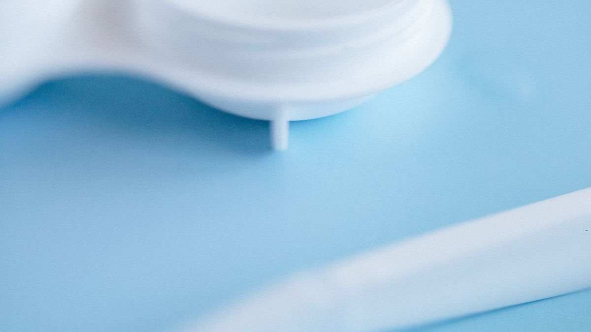 Contact lens close-up