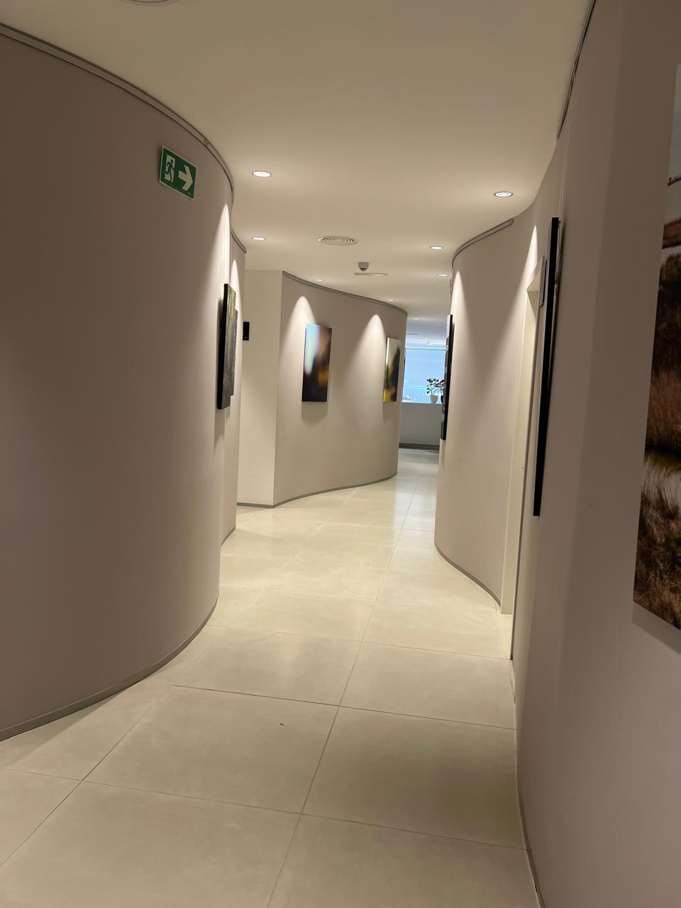 Behandlungsraum der Trockene-Augen-Klinik in Andorra